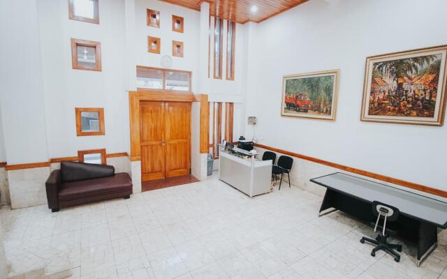 OYO 1209 Tirtasari Nice Guesthouse