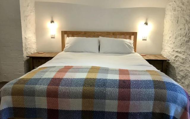 Lucy's Tearoom B&B