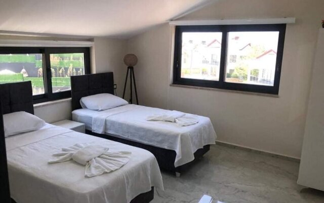 Stunning 4-bed Villa: Private Pool, Sauna & Hammam