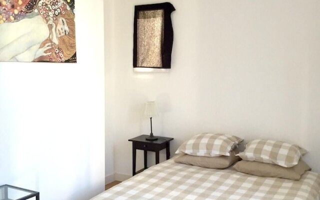 Apartment With One Bedroom In La Rochelle, With Wonderful City View, Furnished Balcony And Wifi 3 Km From The Beach