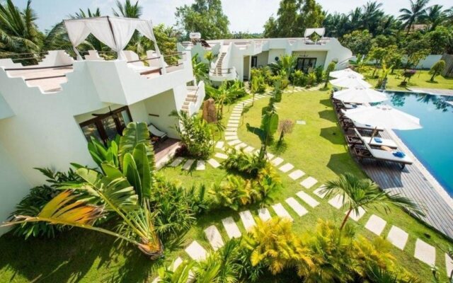 Navutu Dreams Resort & Wellness Retreat