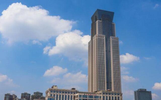 Zhongyuan International Hotel