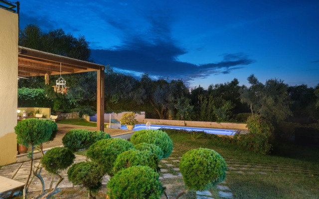 Nina Residence