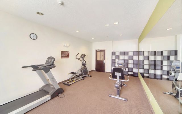 Sleep Inn & Suites Downtown - Convention Center
