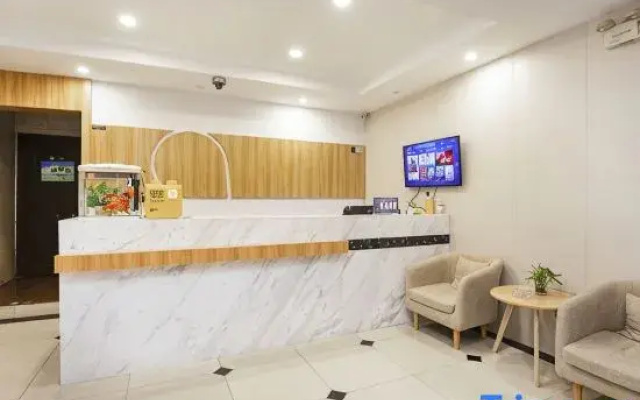 Yunchao Hotel (Maiyuqiao Subway Station)