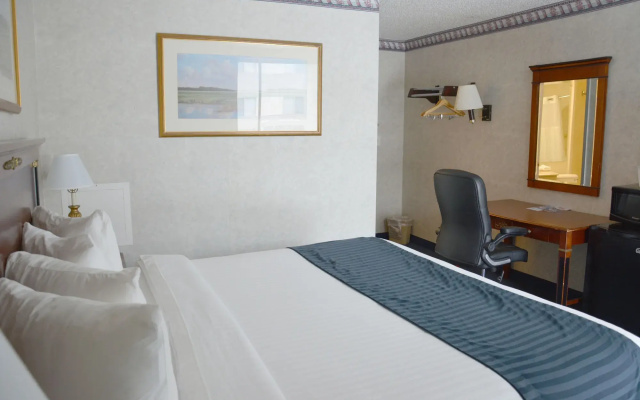 Travelodge by Wyndham Milwaukee