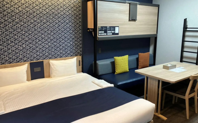 MONday Apart Premium GINZA SHINTOMICHO