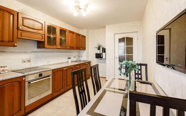 Аврора на проспекте Ленина 55б