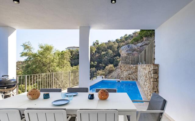 Beautiful Villa in Castell-Platja d'Aro with Pool, Sea Views