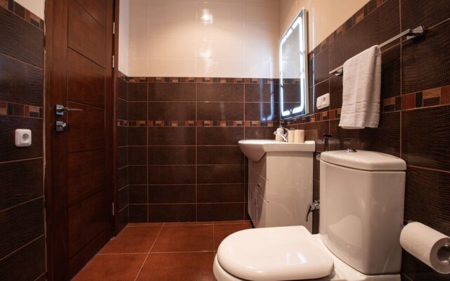 Stay Inn на ул. Амиряна, 4/6