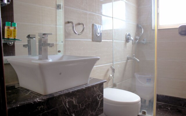 FabHotel Tryfena East of Kailash