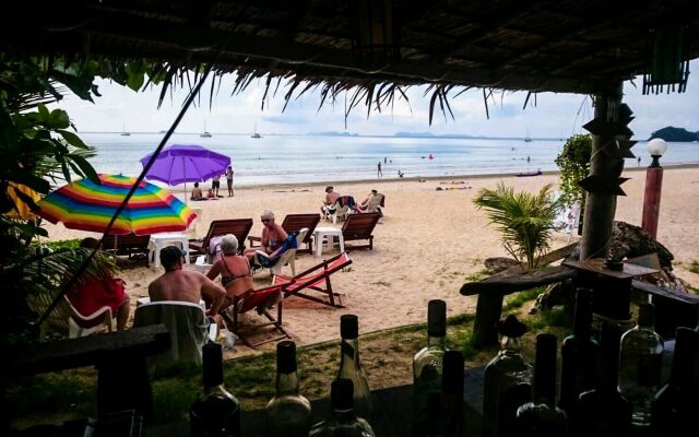 Lanta Mermaid Beachfront Resort