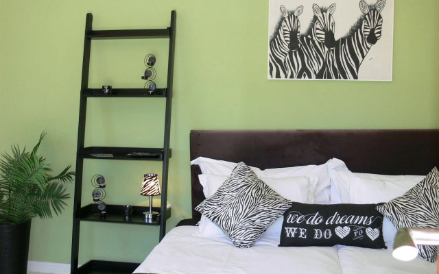 Orange Ville Guesthouse
