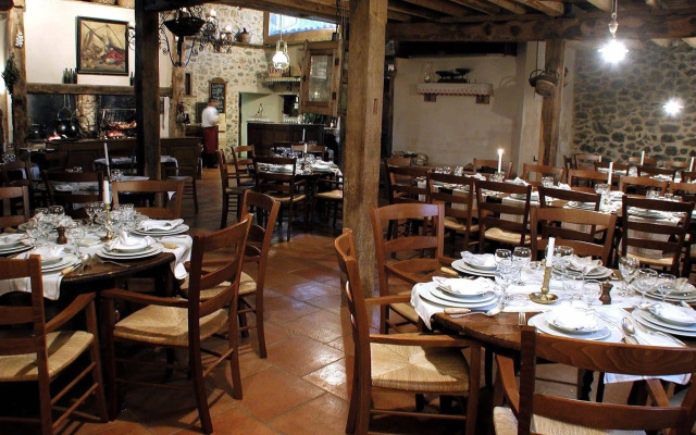 Hotel Logis - Chateau de Beauregard