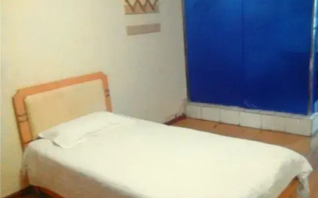 Jinfangyuan Express Hotel (Nanyang Central Hospital)