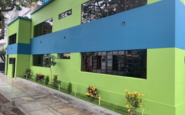 Mana Lima Hostel