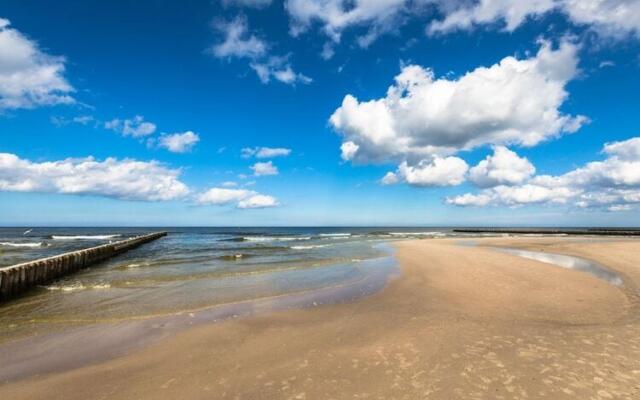 Comfortable Apartment, Ground Floor, Balcony