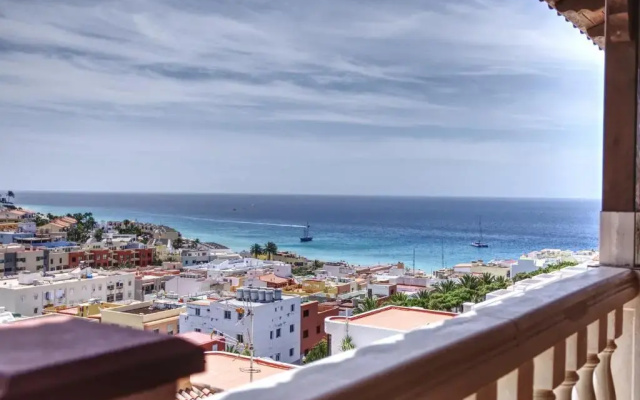 Hotel La Colina
