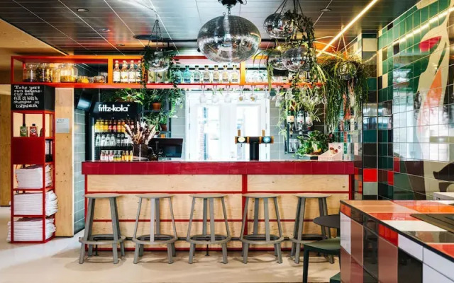 The Green Elephant Hostel & Spa