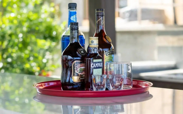 Panoramic Cliffside Luxe Villa