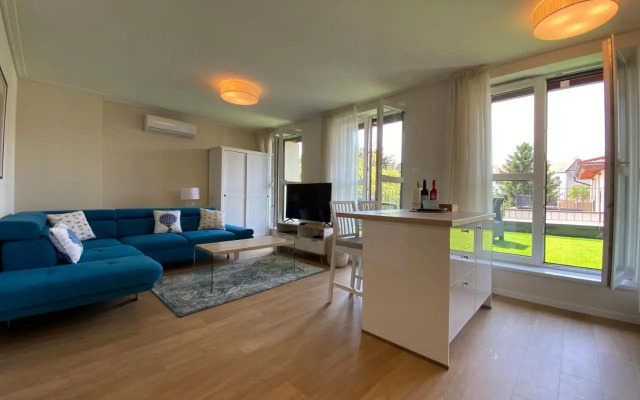 Sun terrace mini penthouse bestern