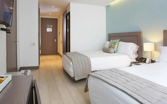 100 Luxury Suites by Preferred
