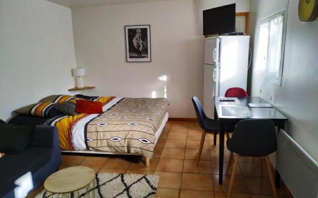 CAP NATURE - COSY T1 T3 T5 à 3km de Périgueux