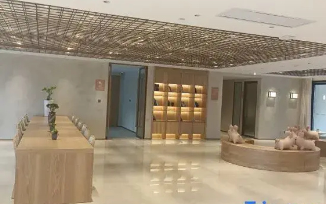 Sanya Rongyueting Hotel ( Train Station Branch)