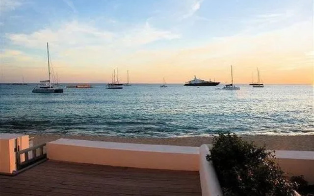 Aqualina Beach Club Unit 102