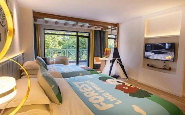 O.Live Social (Guilin Elephant Trunk Hill Two Rivers and Four Lakes Store)