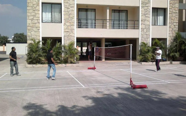 Spine Longer Apartment Hotel