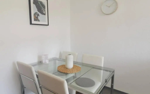 Stylish 4ZI Netflix, Kaffeetimer, WIFI, Parken