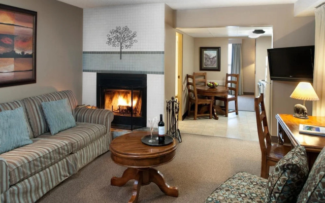 Maligne Lodge