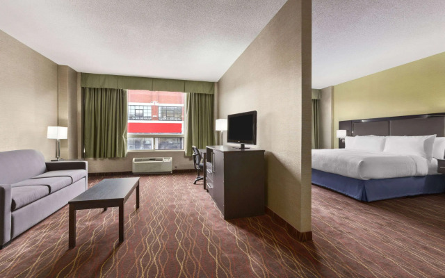Days Inn by Wyndham Ottawa