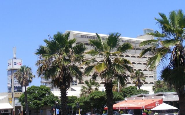 506 Lighthouse Mall Self Catering Apartment