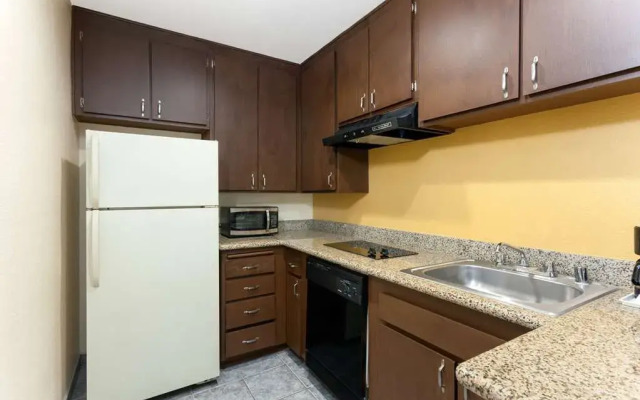 Days Inn & Suite Qualcomm Stadium/sdsu