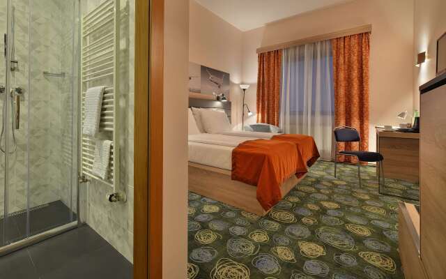 Ramada by Wyndham Airport Prague