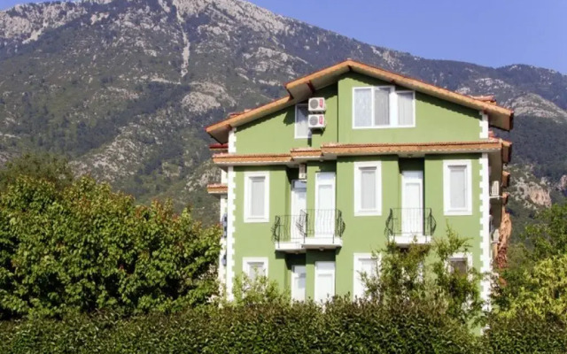 The Green Valley Hotel