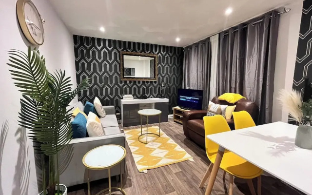 Charming 4 Bedroom Retreat in Canterbury City