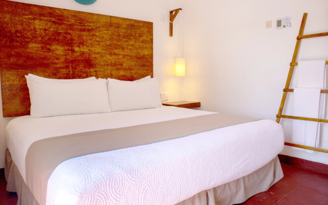 Hotel Marina Resort & Beach Club