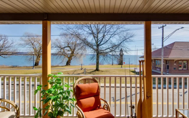 Downtown Mayville Condo: Walk to Chautauqua Lake!