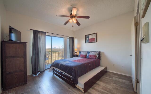 Seele Street River Retreat SS B11