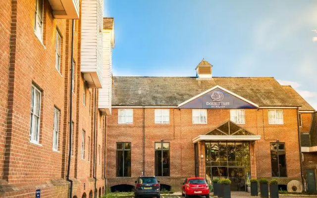 Doubletree By Hilton Reading M4 J10