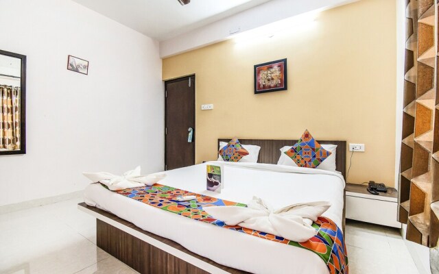 FabHotel House Khas Pranaam