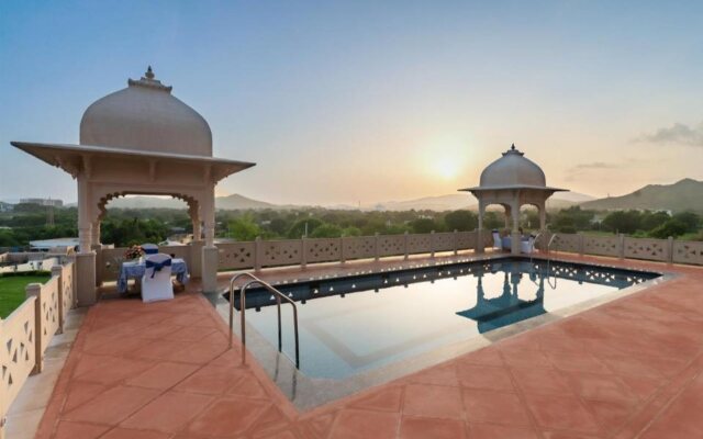 Traavista Aravali Mahal