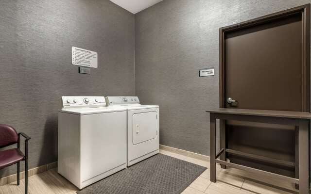 Best Western Plus Coweta's 1st Hotel