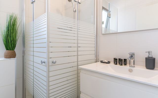 Splendid Achziv Garden Apartment