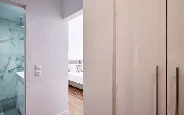 Luxurious Spacious Apt next  Hilton Area