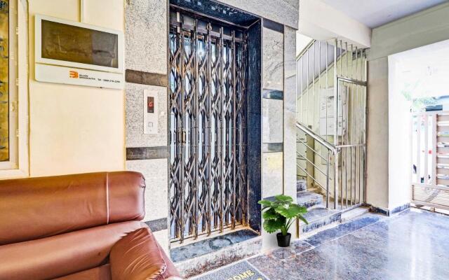 OYO 70119 Happy stay Hotels