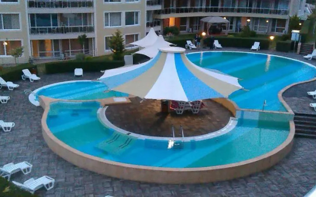 Sunny Island Chernomorets